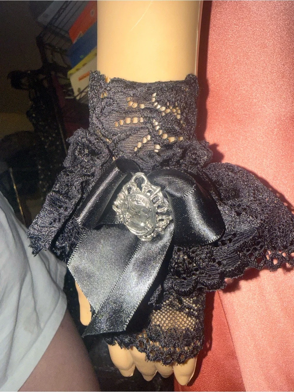 NWOT DOLLS KILL WIDOW DEEP WINTER SATIN BOW LACE GLOVES